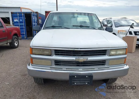 2000 Chevrolet C2500 from USA, damaged, VIN 1GCGC24R0YR171624